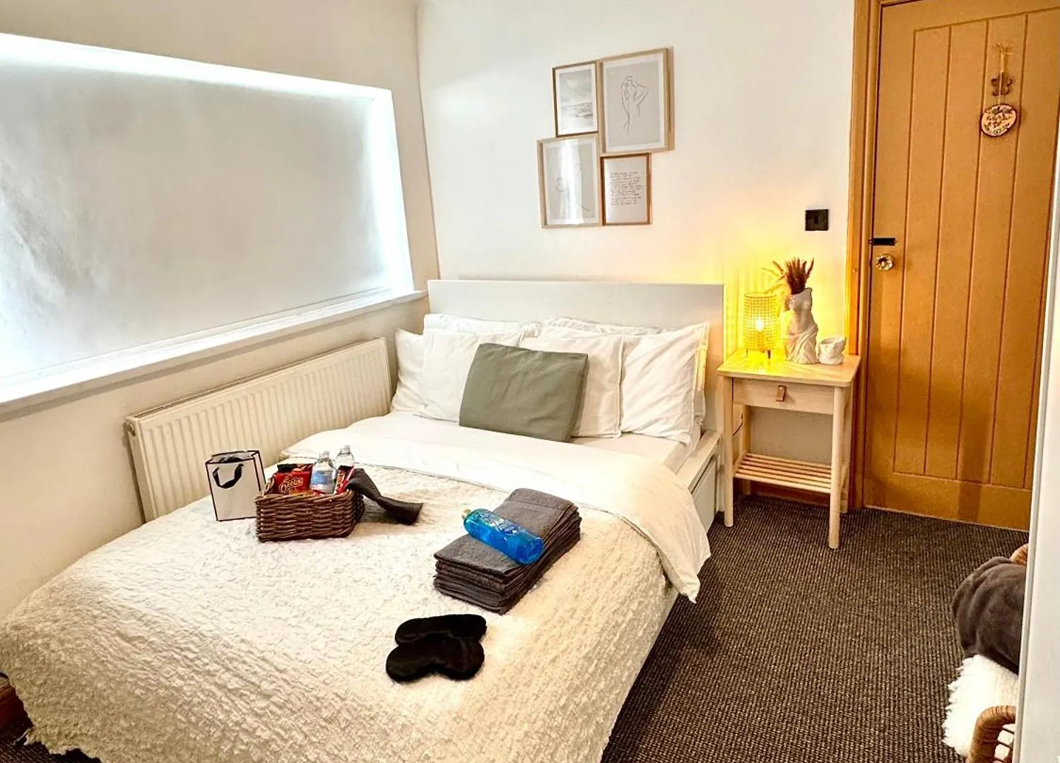 Contractor Haven- 3Bdr Crew House, Free Parking, Fast Wifi & Private Garden Apartment Nottingham 0*,  United Kingdom